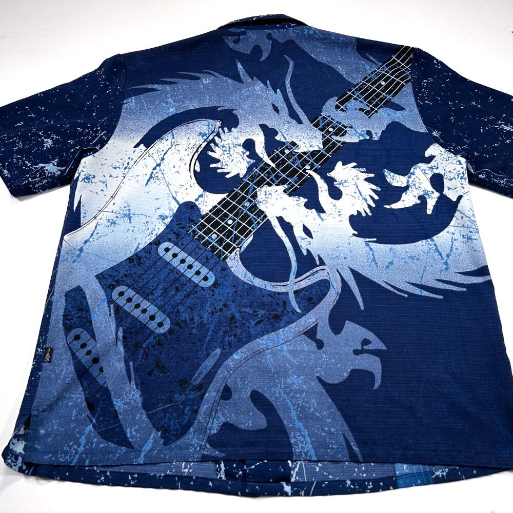 Hard Rock Cafe L Mens Blue Dragon Guitar Graphic Button Up Short Sleeve Key West - Picture 5 of 5